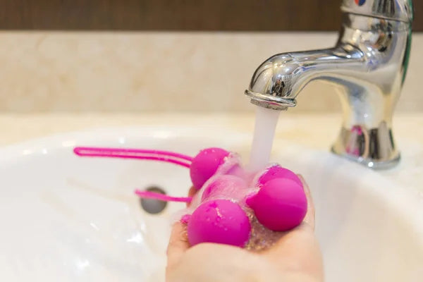 How to clean sex toys made of various materials
