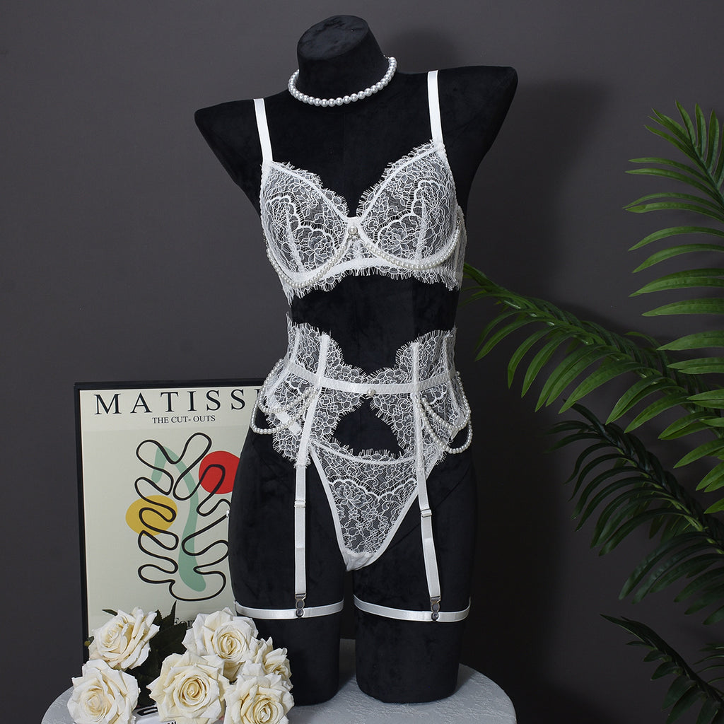 Eyelash Lace Bustier Lingerie Set with Pearl Details & Detachable Garter Straps