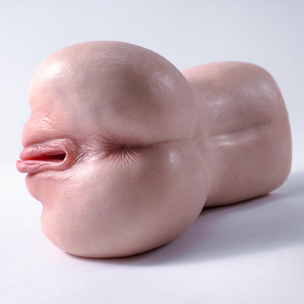 Rear view of the masturbator——Realistic Pocket Pussy Masturbator