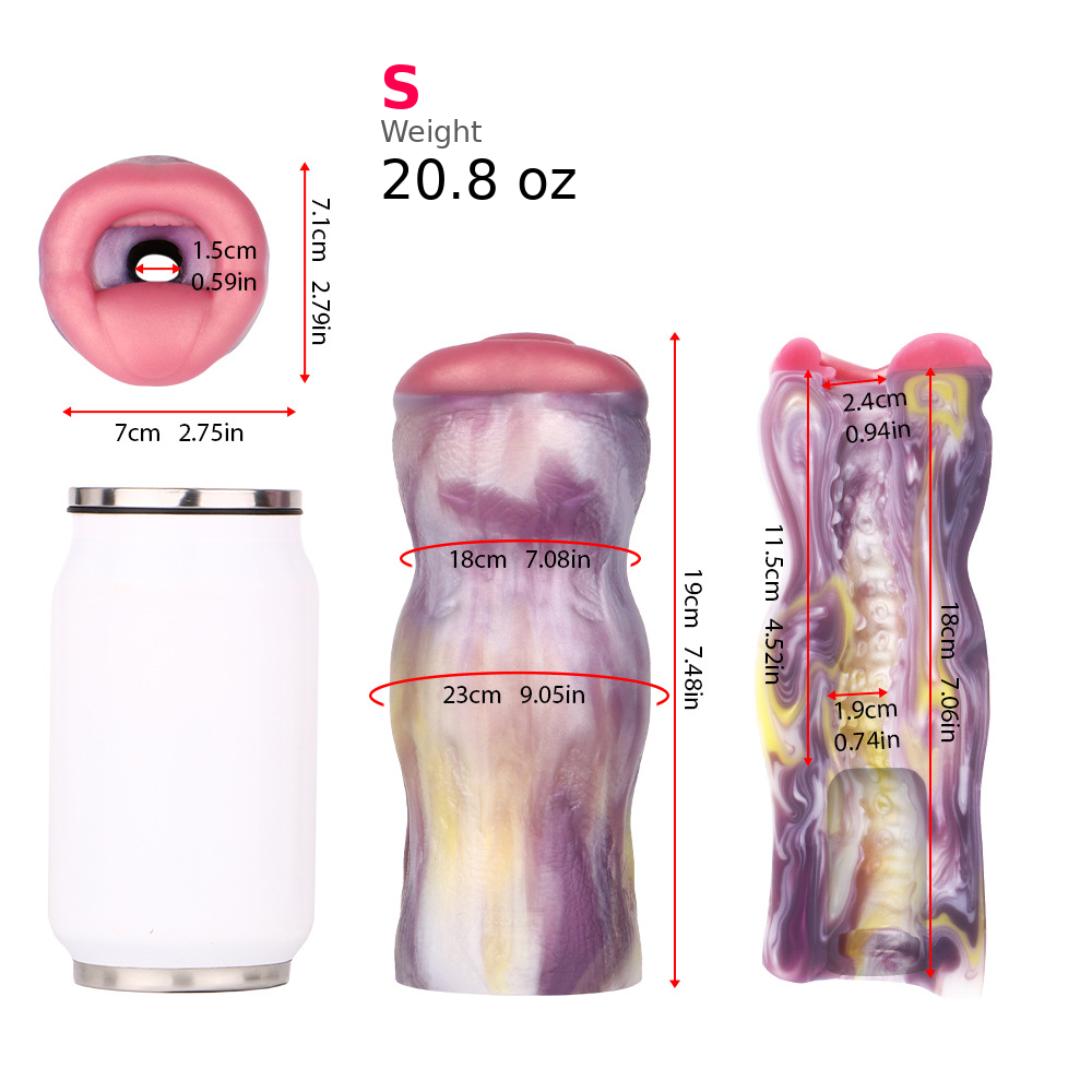 Small Eldritch Lips masturbator size guide with weight in ounces